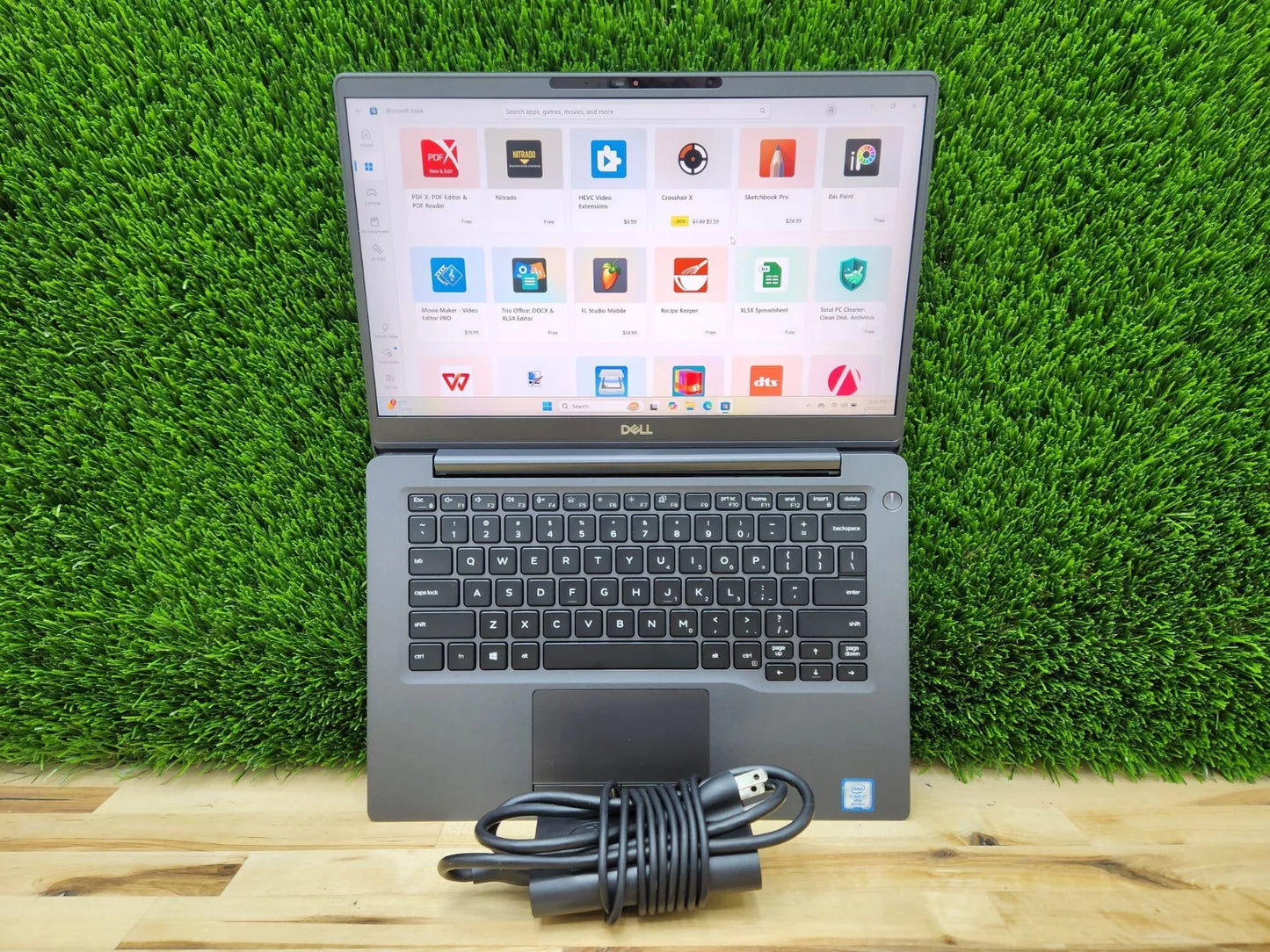 *** USED *** Dell Latitude 7300 13"